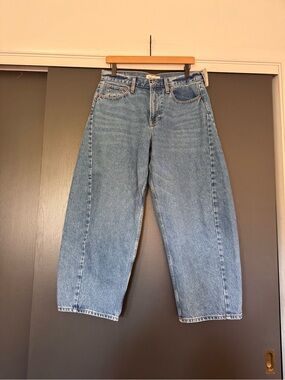 NWT Abercrombie Barrel Jean Midrise Curve Love sz 29 SHORT